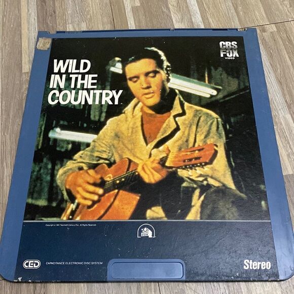 RCA CED SelectaVision VideoDiscs Movie WILD IN THE COUNTRY ELVIS PRESLEY cover - Picture 1 of 6